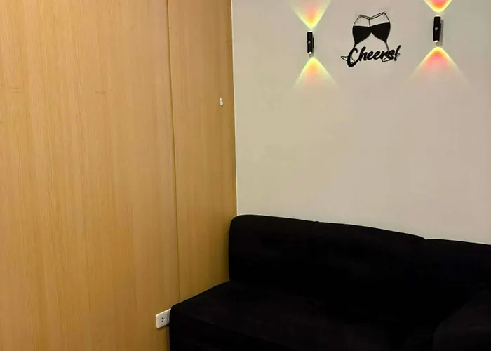 Guest house Nicole's Crib - Trees Residences Fairview Quezon *